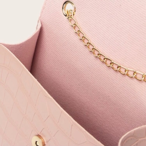 Pink Satchel - Picture 5 of 9